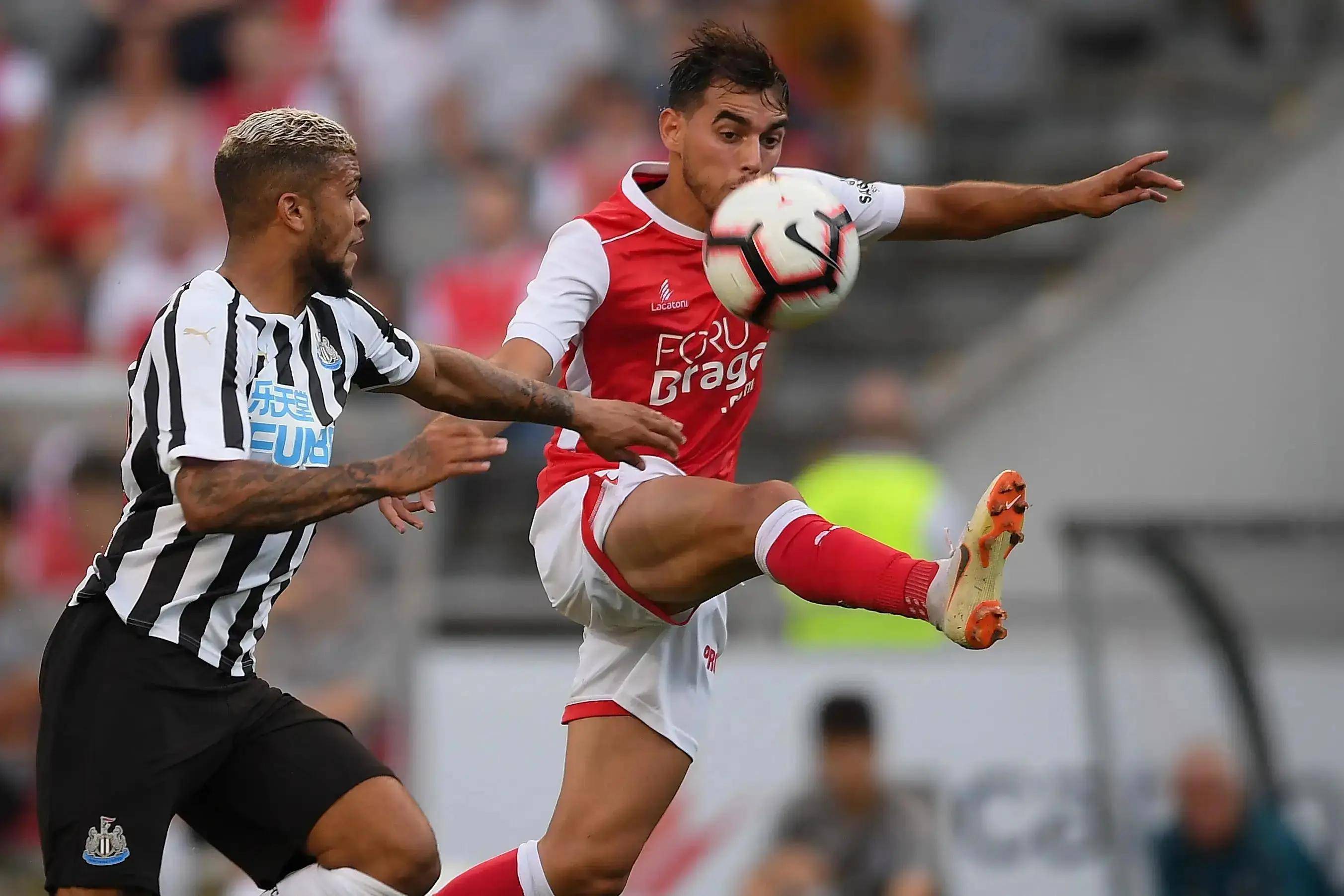 开云体育下载-RB莱比锡战胜对手，积分榜上升至前列