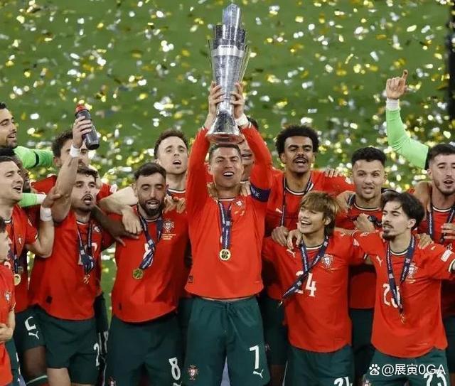 葡萄牙足球队实现逆袭!晋级决赛 葡萄牙足球队实现逆袭!晋级决赛
