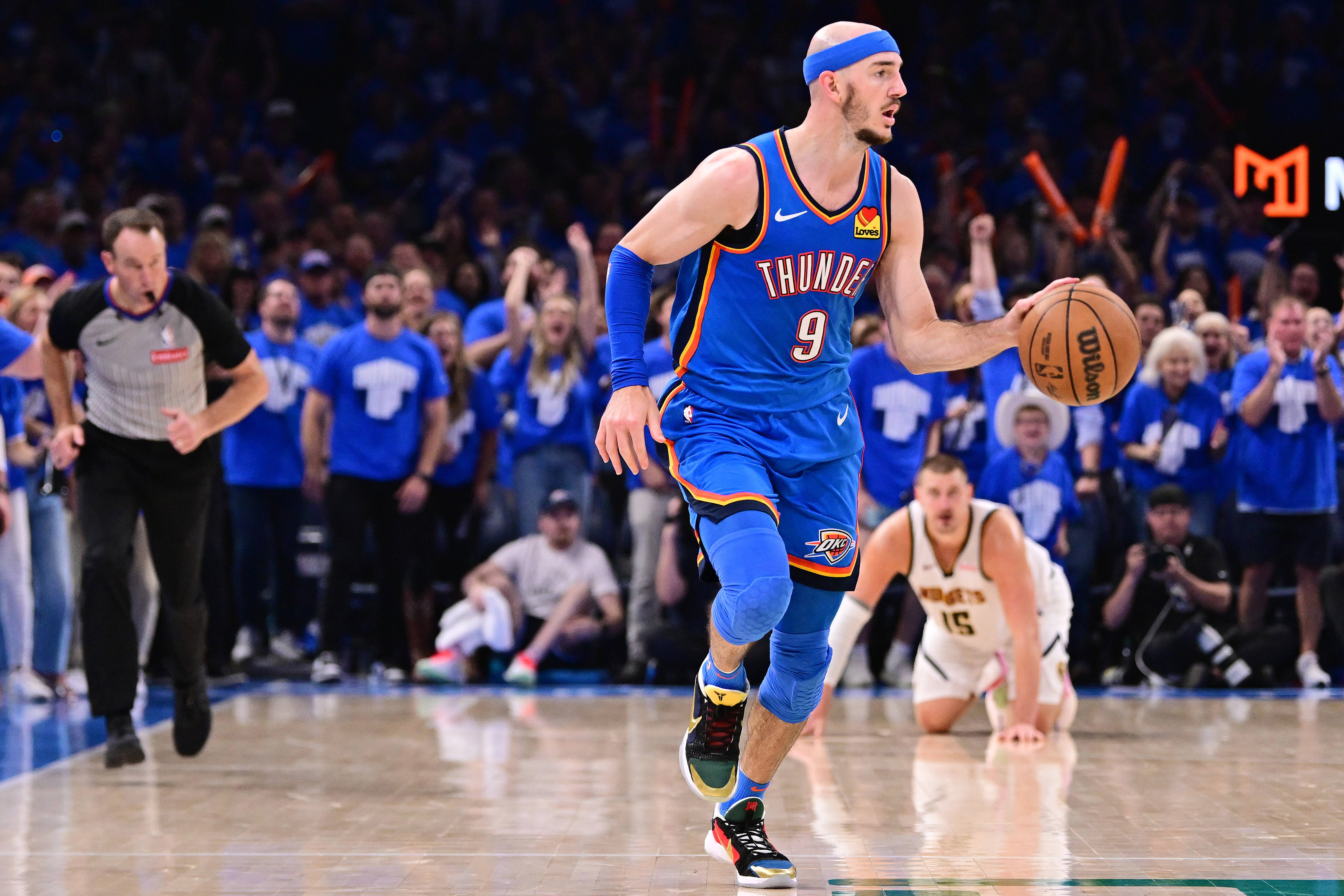 开云体育平台APP-阿蒂卢赞球队精神，掘金欲突围季后赛