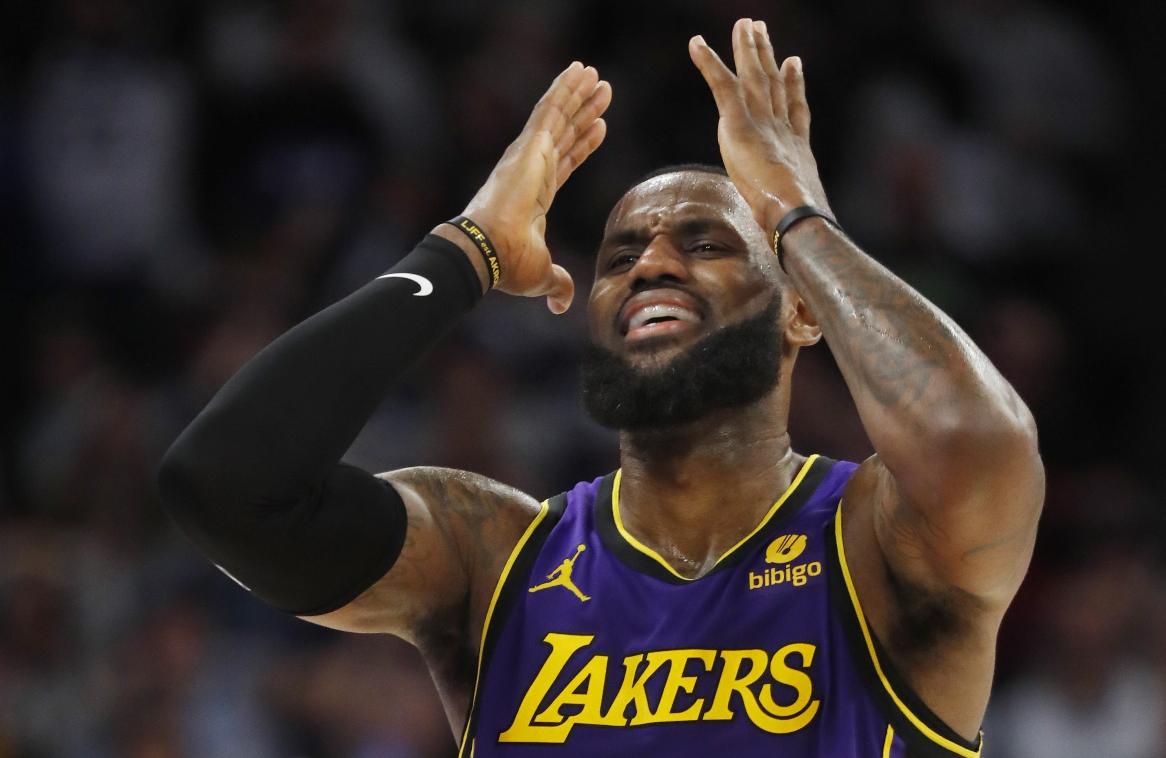 湖人战胜灰熊晋级季后赛 湖人战胜灰熊晋级季后赛