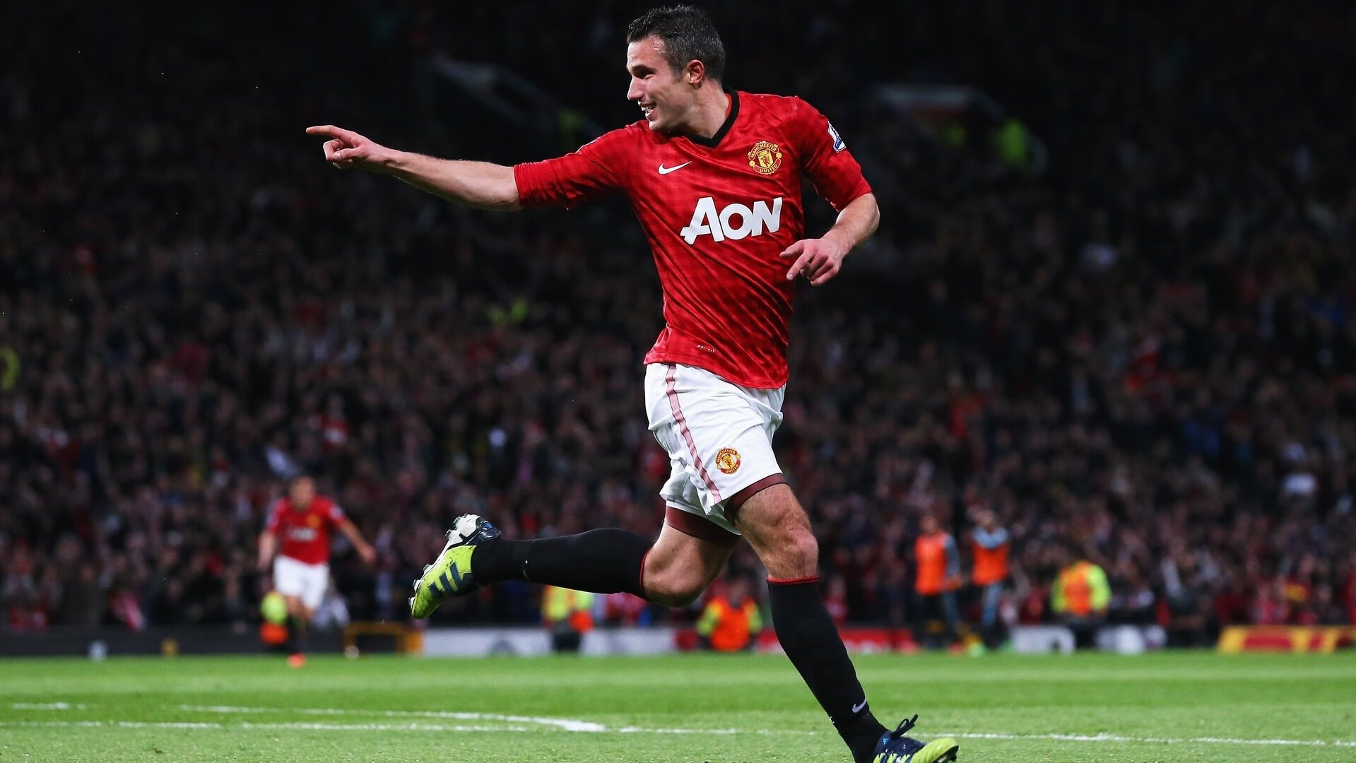 姆巴佩一骑绝尘,南美劲旅生死突围,绿茵场上的闪电与十二年轮回