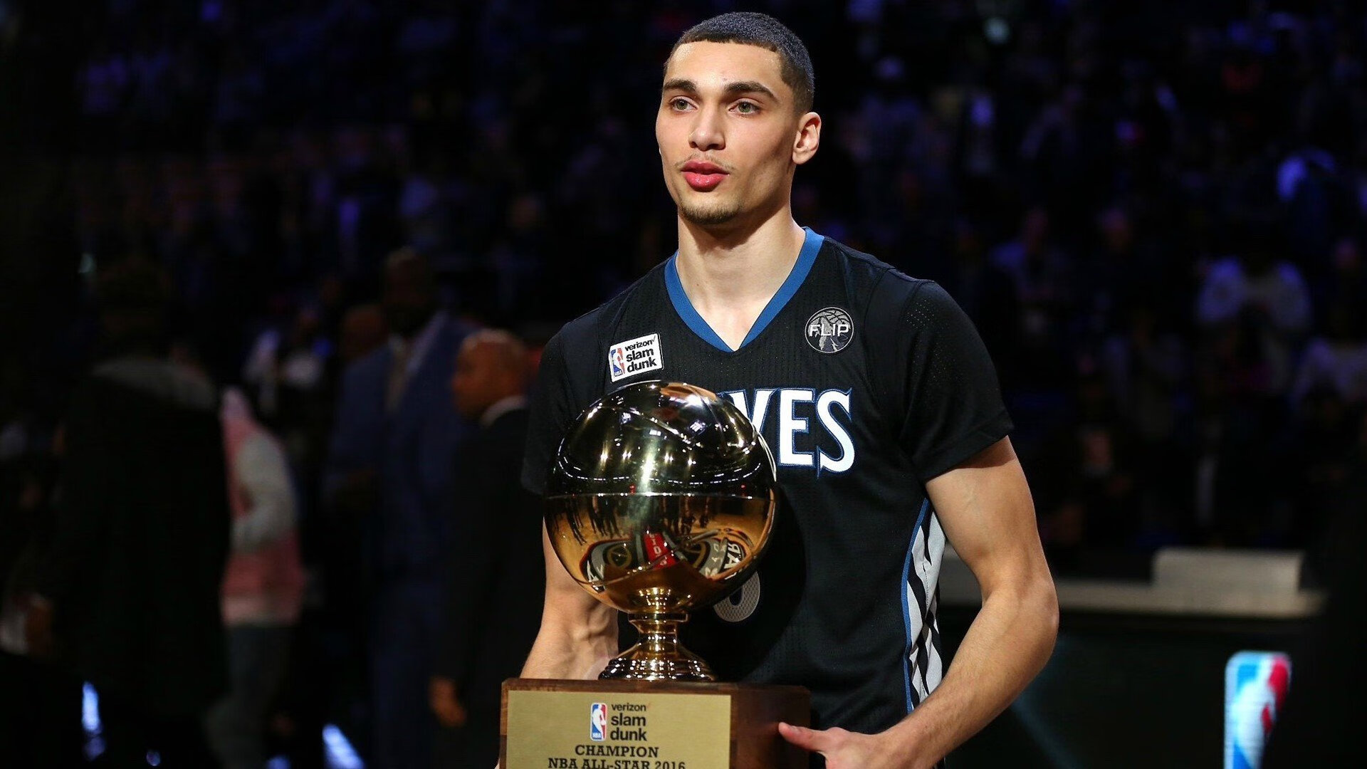 开云体育中国-新王弑旧神！沙特掀翻希腊神话，楚阿梅尼一箭穿心改写足球史