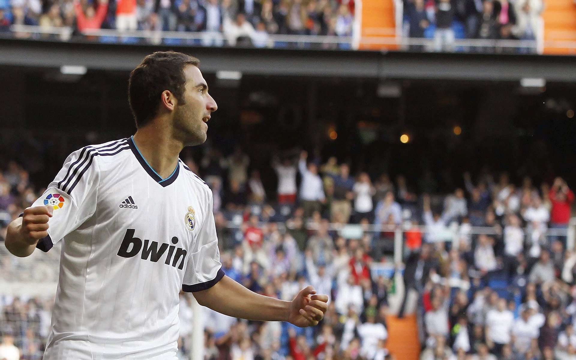 当俱乐部击败国家队,曼城绝杀巴西,基米希一传一射定乾坤