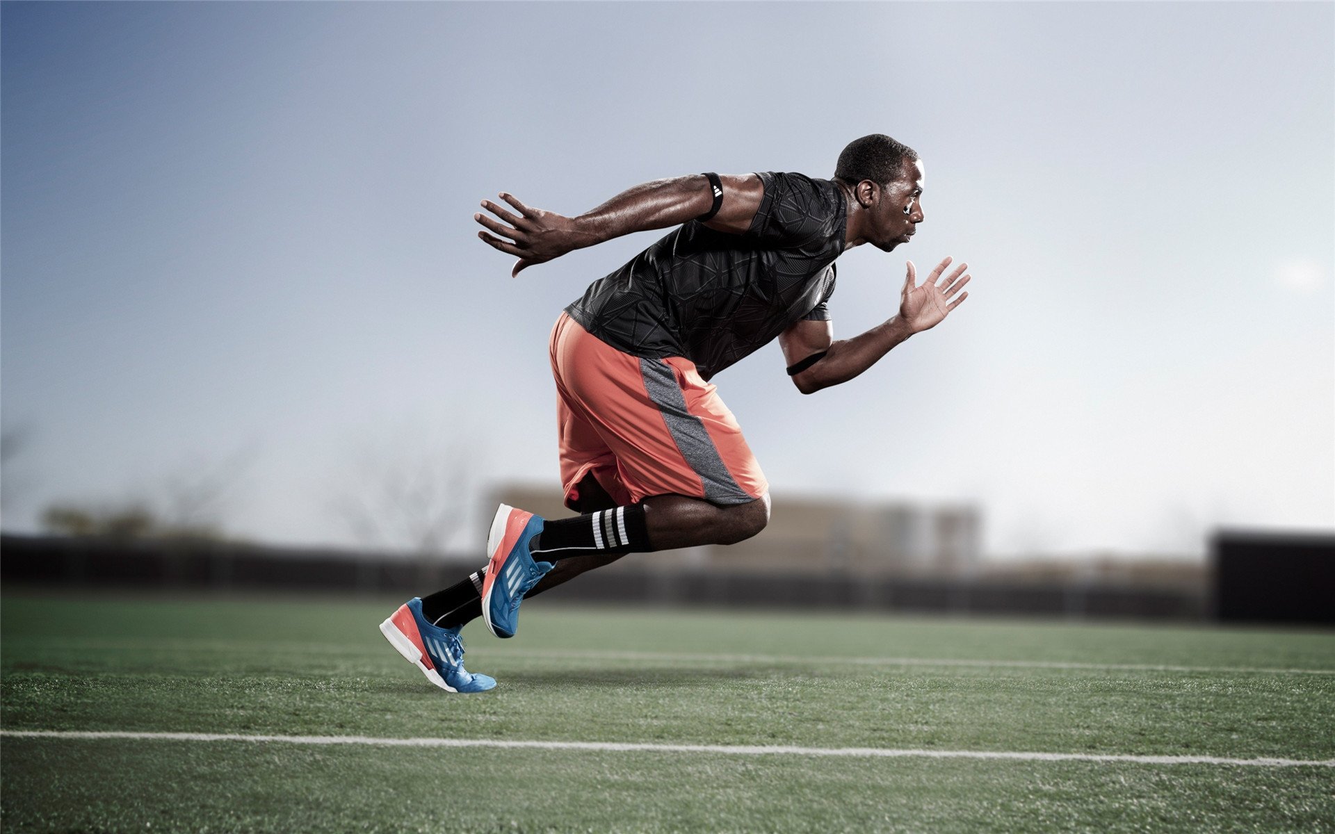 开云体育-铁血逆转，乌克兰绝境翻盘智利，无名范戴克统治攻防