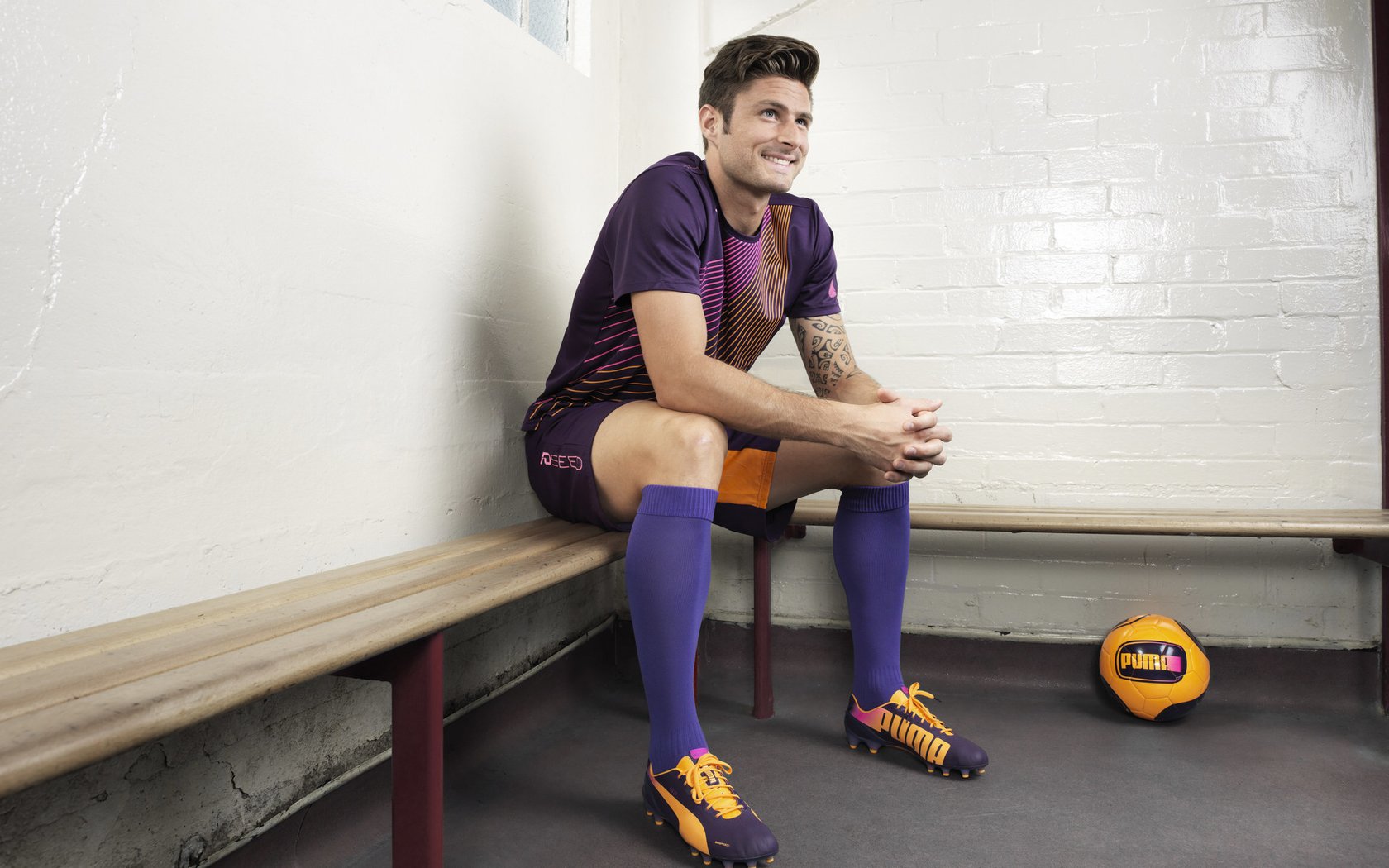 钢与火的碰撞，当多特蒙德鏖战尤文，伊布一记重锤改写欧洲之巅